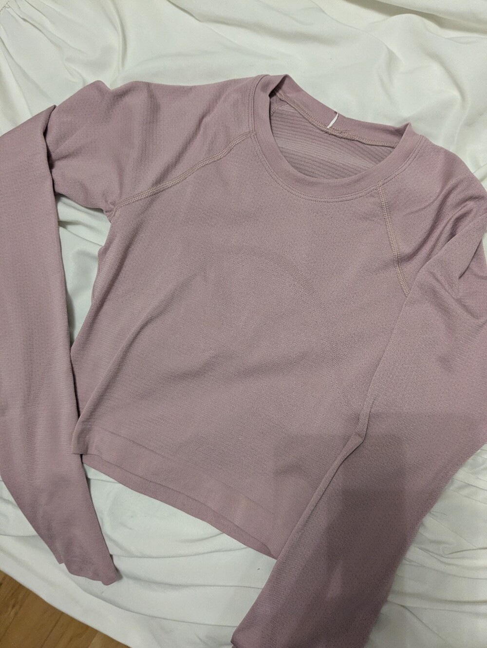 Lululemon Cropped long Sleeve Swifty Tech - Picture 2 of 2